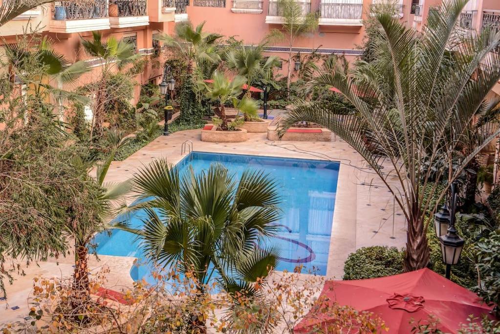 Beautiful, Great Equipped 122 M Holiday Apartment Near Majorelle Garden And Gueliz With Pool Views And A Large Balcony And Terrace Marrakesh Buitenkant foto