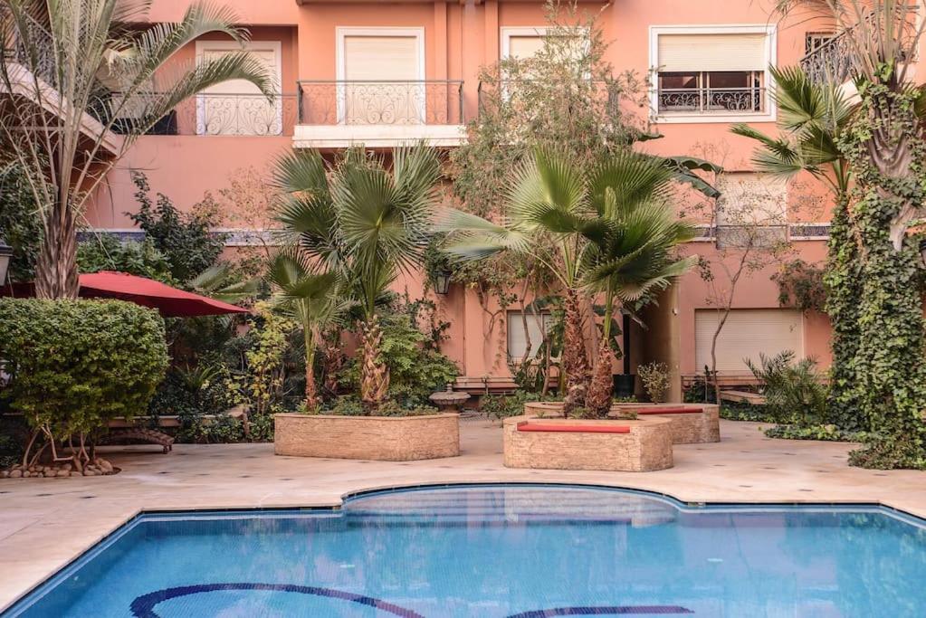 Beautiful, Great Equipped 122 M Holiday Apartment Near Majorelle Garden And Gueliz With Pool Views And A Large Balcony And Terrace Marrakesh Buitenkant foto